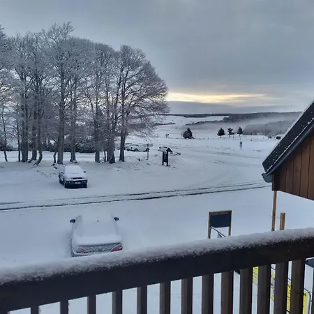 Le Repos D'aubrac 公寓 *