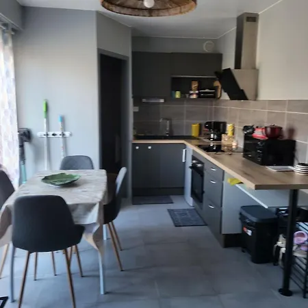 Le Repos D'aubrac * 拉吉约勒