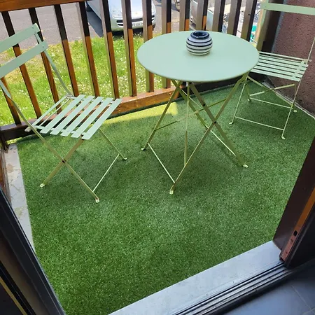 Le Repos D'aubrac 公寓 *